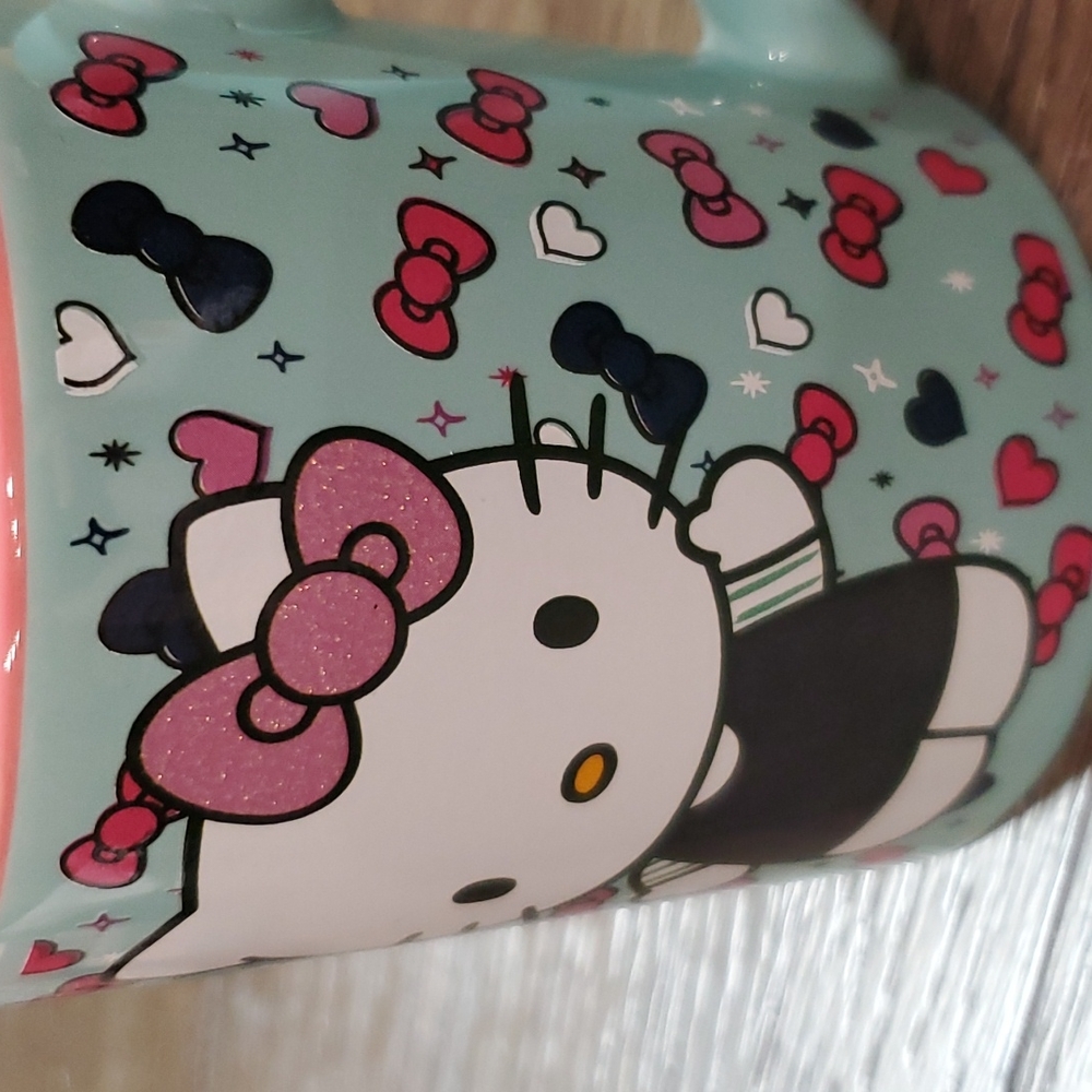 Hello Kitty Mug - Picture 5 of 8